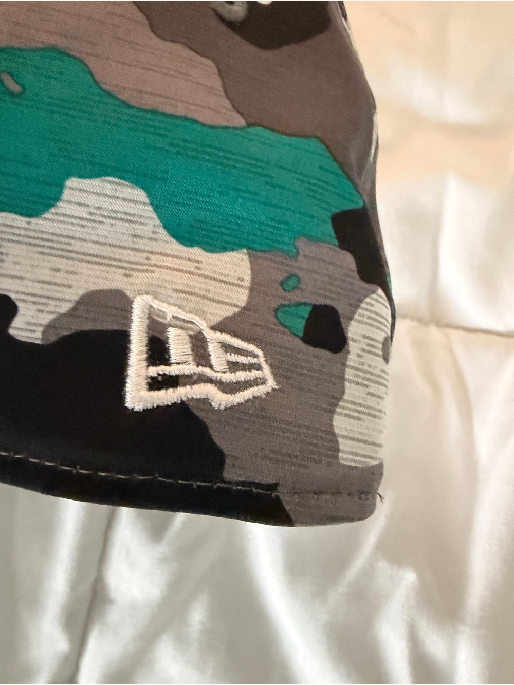 Men’s Miami dolphins - Picture 2 of 5